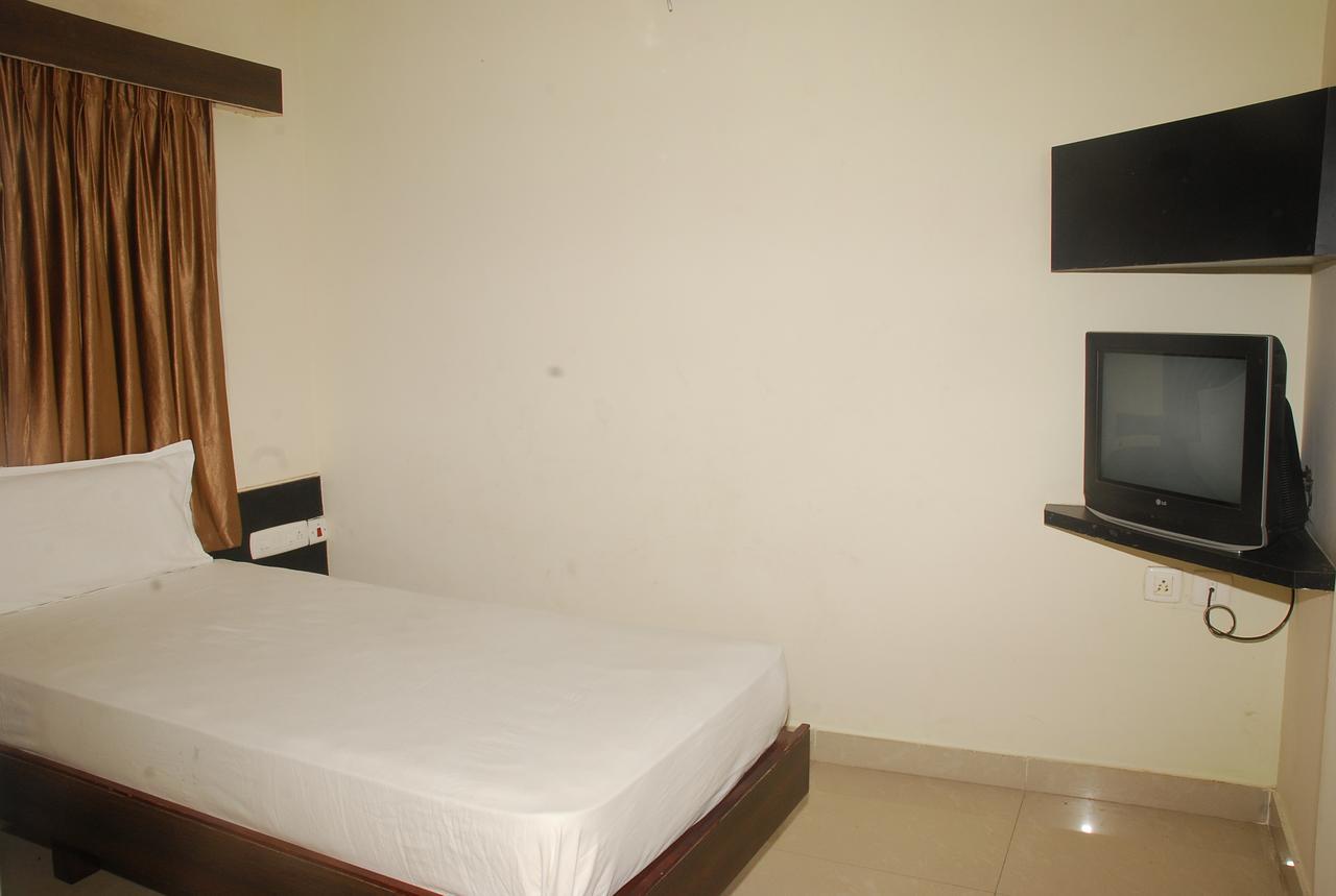 Hotel Namaskar Kumbakonam Exterior foto